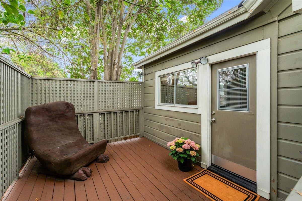 Detail Gallery Image 19 of 25 For 815 River St, Santa Cruz,  CA 95060 - 2 Beds | 1 Baths