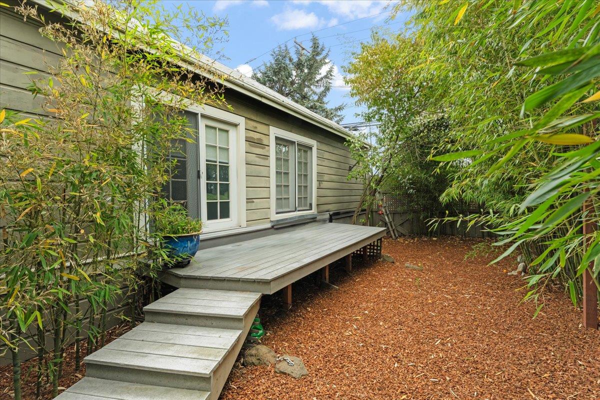 Detail Gallery Image 21 of 25 For 815 River St, Santa Cruz,  CA 95060 - 2 Beds | 1 Baths