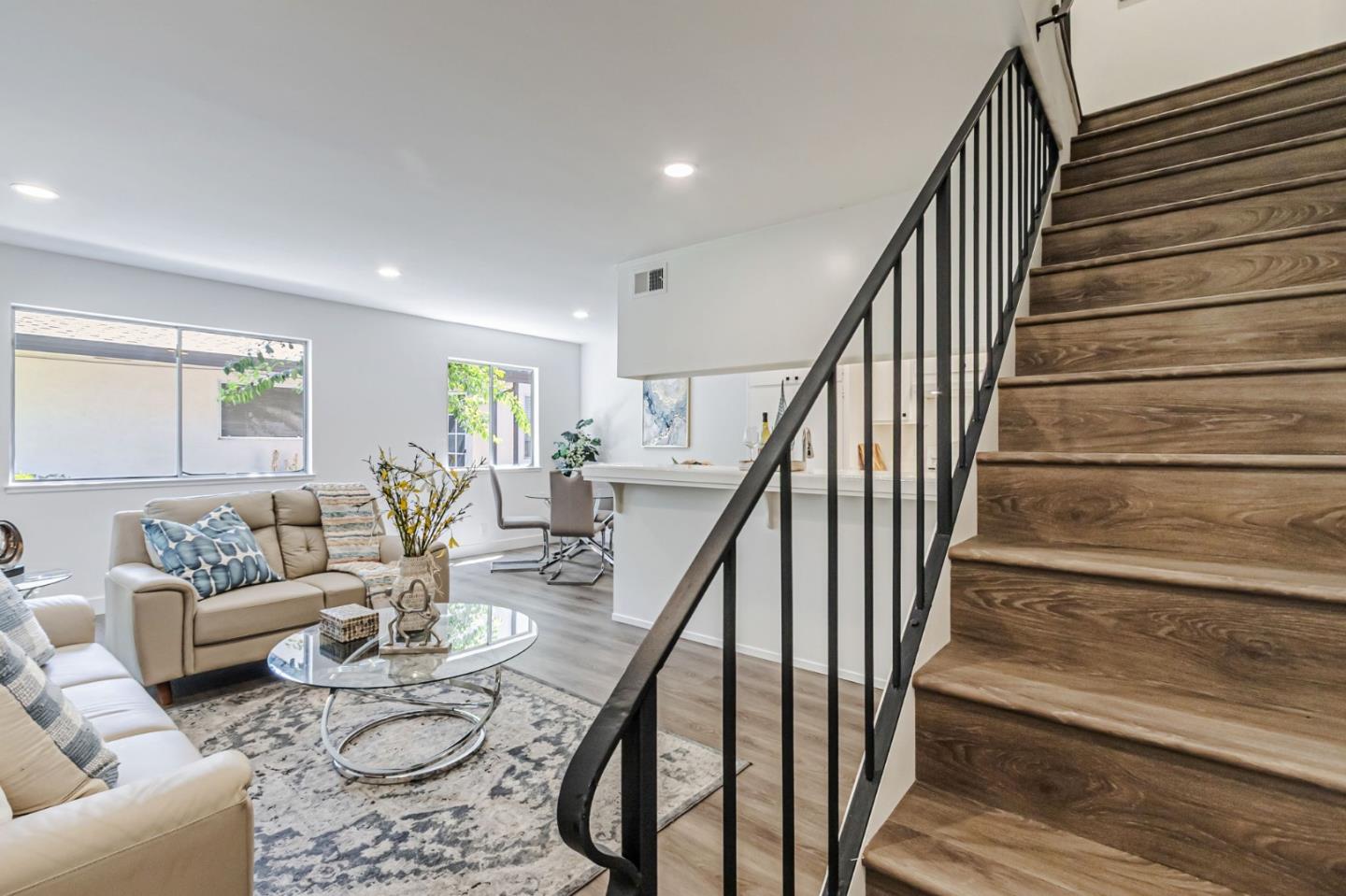 Detail Gallery Image 18 of 28 For 4643 Capay Dr #3,  San Jose,  CA 95118 - 2 Beds | 1 Baths