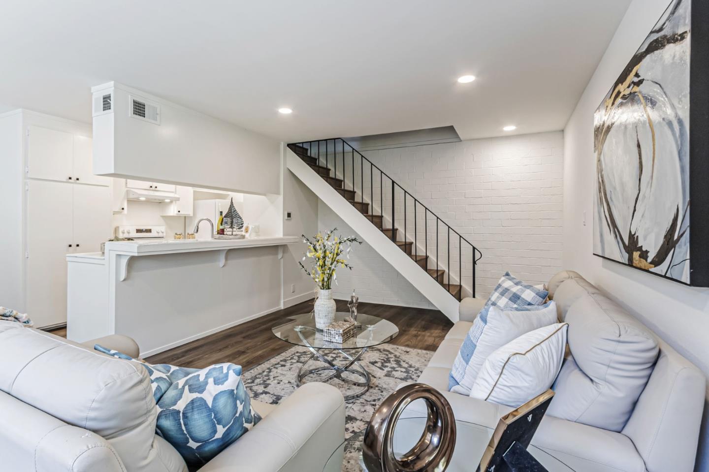 Detail Gallery Image 6 of 28 For 4643 Capay Dr #3,  San Jose,  CA 95118 - 2 Beds | 1 Baths