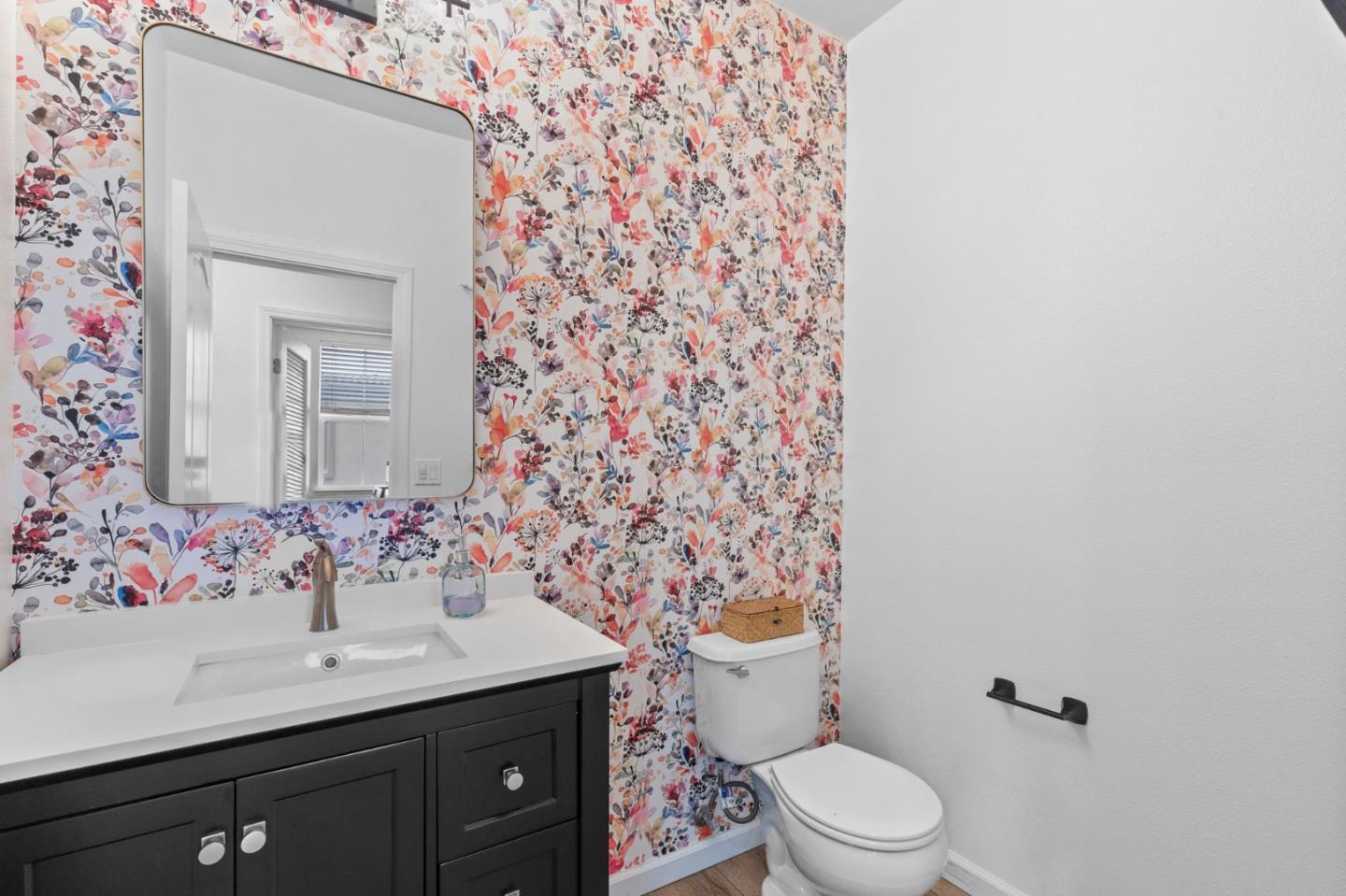 Detail Gallery Image 12 of 16 For 632 Moss Way, Hayward,  CA 94541 - 4 Beds | 2/2 Baths