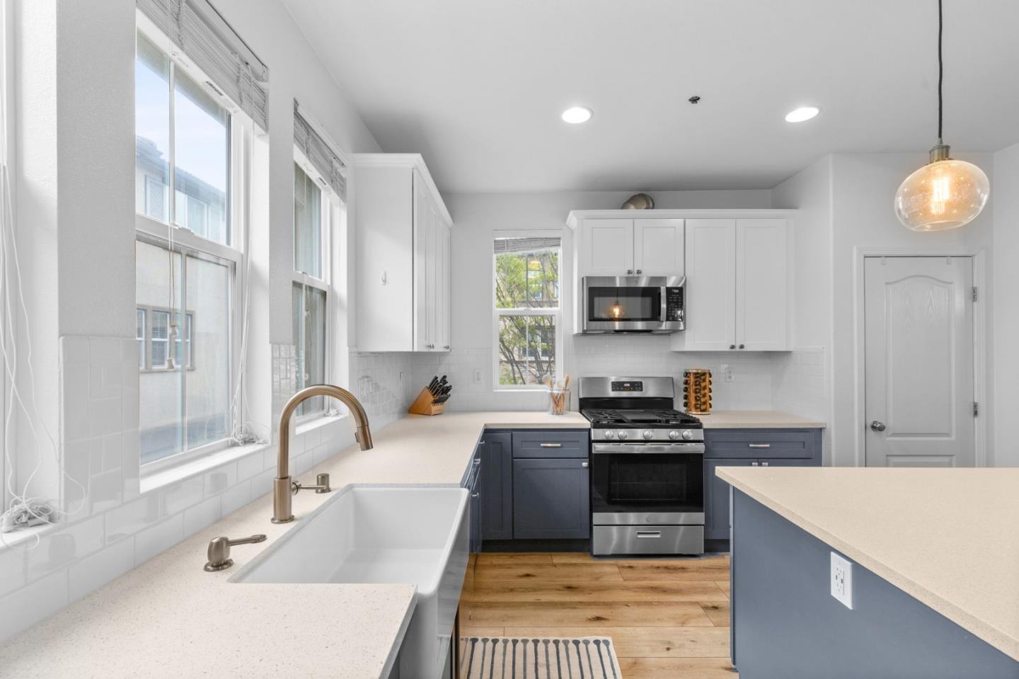 Detail Gallery Image 8 of 16 For 632 Moss Way, Hayward,  CA 94541 - 4 Beds | 2/2 Baths