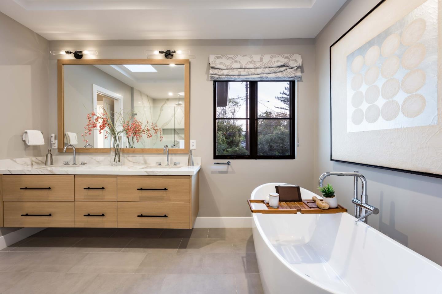 Detail Gallery Image 26 of 37 For 35 Hesketh Dr, Menlo Park,  CA 94025 - 5 Beds | 5/2 Baths