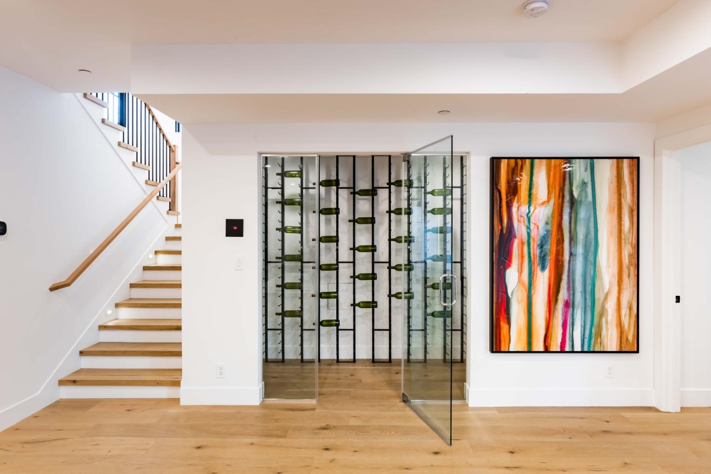 Detail Gallery Image 30 of 37 For 35 Hesketh Dr, Menlo Park,  CA 94025 - 5 Beds | 5/2 Baths