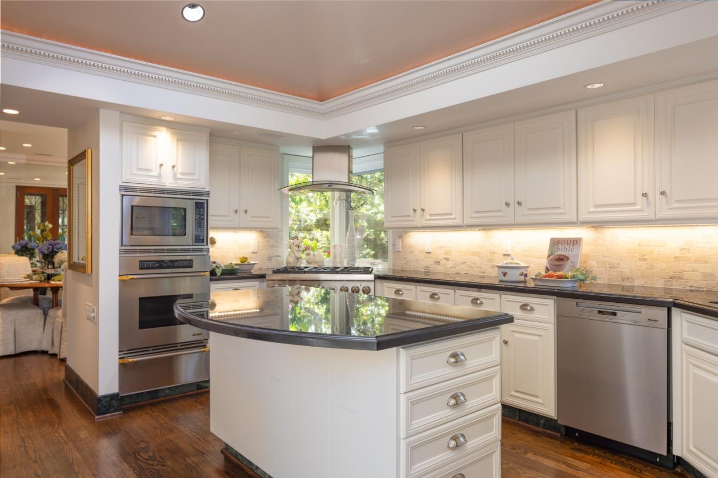 Detail Gallery Image 6 of 30 For 0 Forest 5 Sw of 7th Ave, Carmel,  CA 93921 - 4 Beds | 3 Baths
