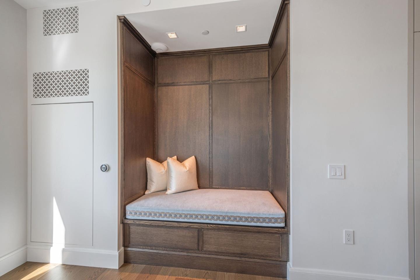 Detail Gallery Image 103 of 129 For 706 Mission St 8a,  San Francisco,  CA 94103 - 3 Beds | 3/1 Baths
