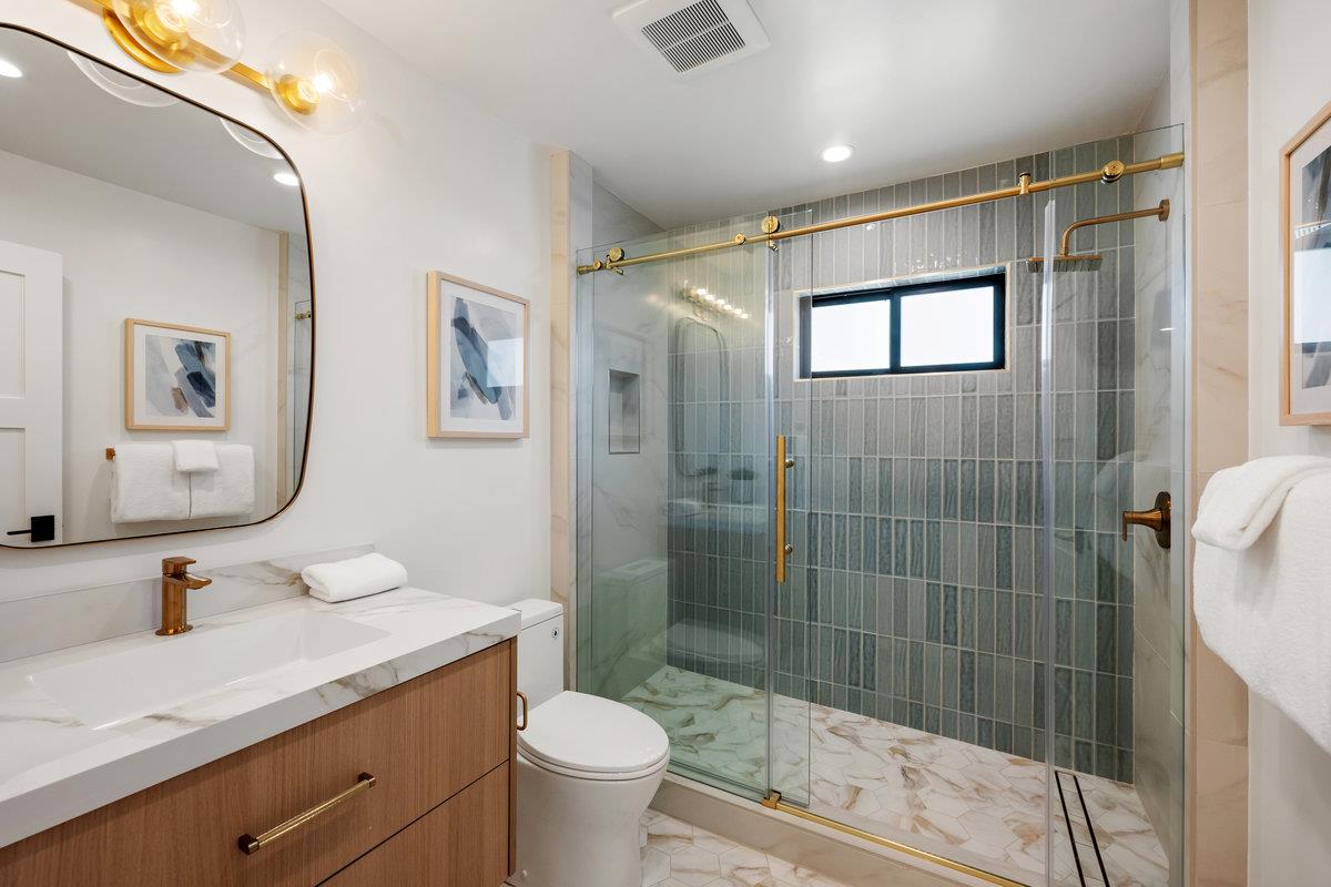 Detail Gallery Image 16 of 27 For 820 Oregon Ave, San Mateo,  CA 94402 - 4 Beds | 3/1 Baths