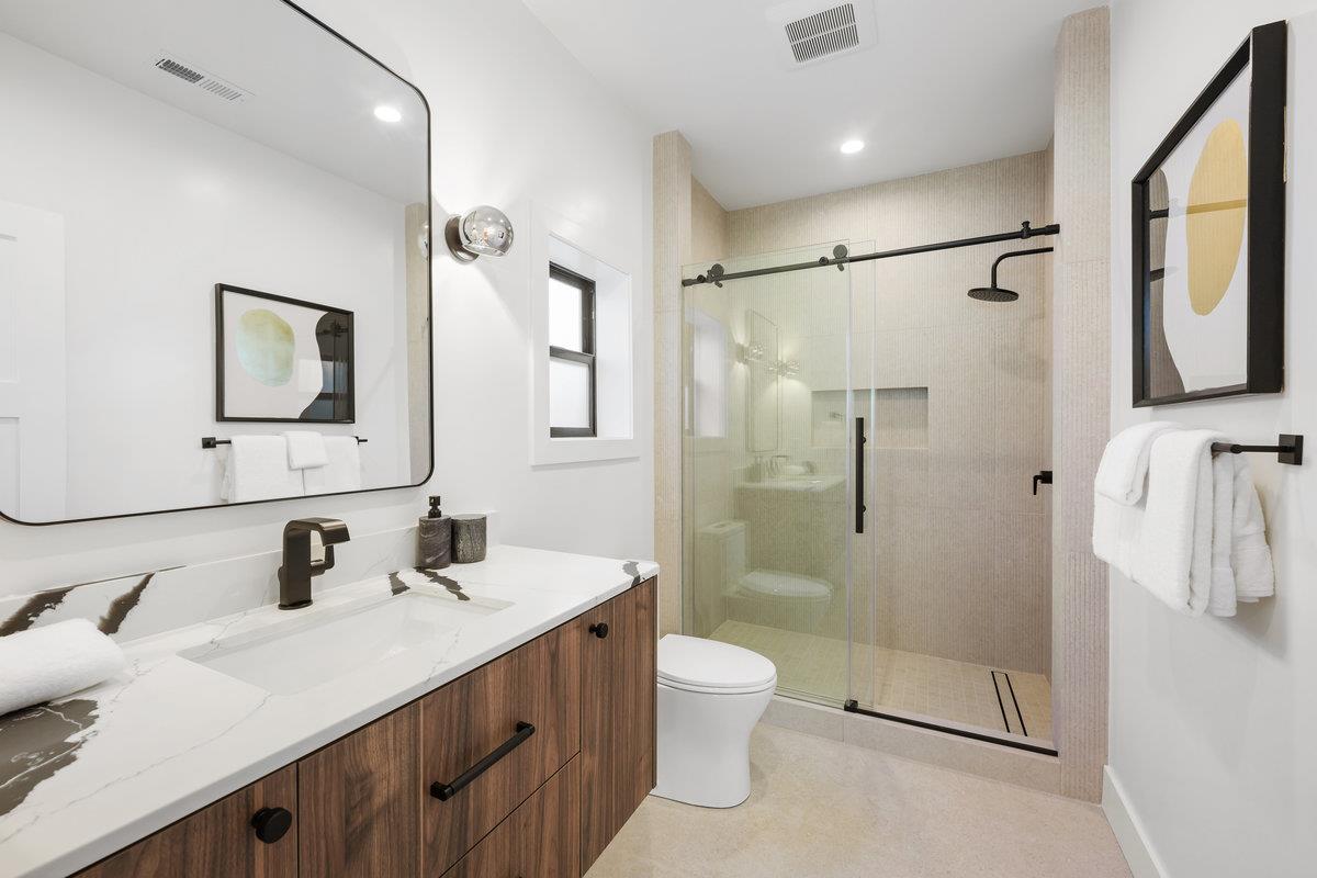 Detail Gallery Image 18 of 27 For 820 Oregon Ave, San Mateo,  CA 94402 - 4 Beds | 3/1 Baths