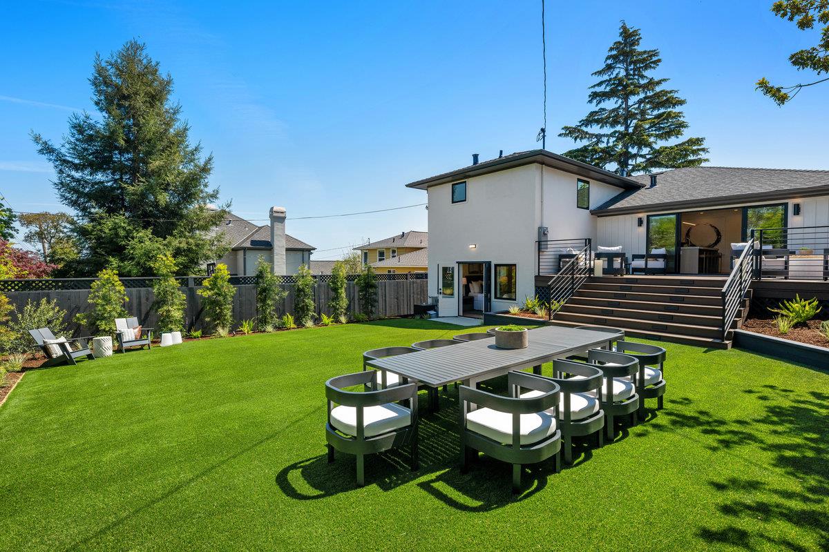 Detail Gallery Image 21 of 27 For 820 Oregon Ave, San Mateo,  CA 94402 - 4 Beds | 3/1 Baths