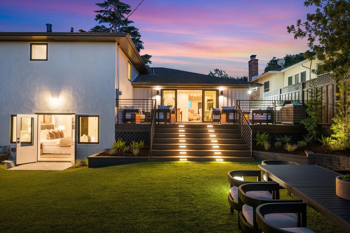 Detail Gallery Image 24 of 27 For 820 Oregon Ave, San Mateo,  CA 94402 - 4 Beds | 3/1 Baths
