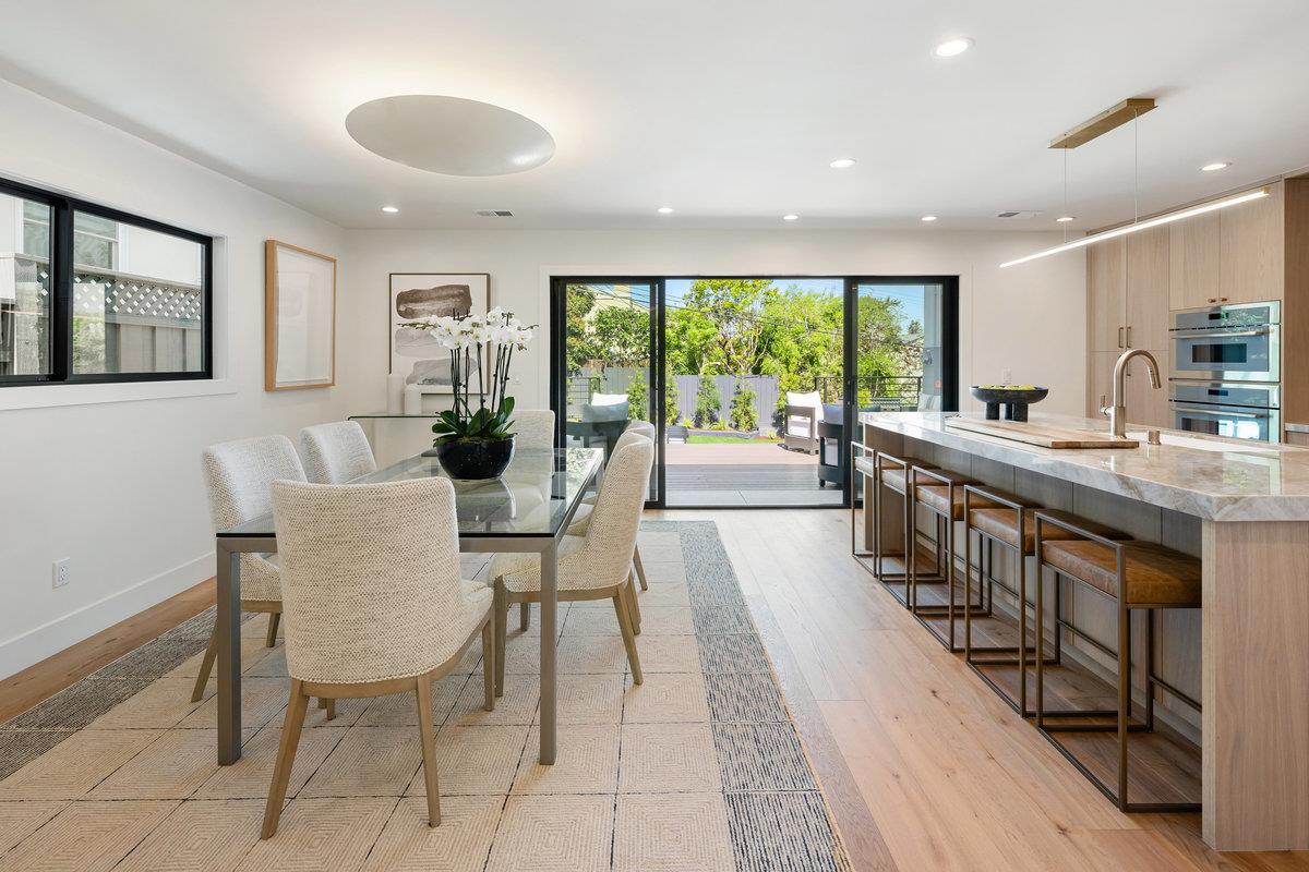 Detail Gallery Image 5 of 27 For 820 Oregon Ave, San Mateo,  CA 94402 - 4 Beds | 3/1 Baths
