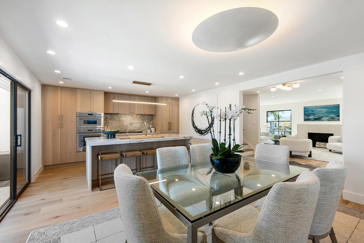 Detail Gallery Image 6 of 27 For 820 Oregon Ave, San Mateo,  CA 94402 - 4 Beds | 3/1 Baths