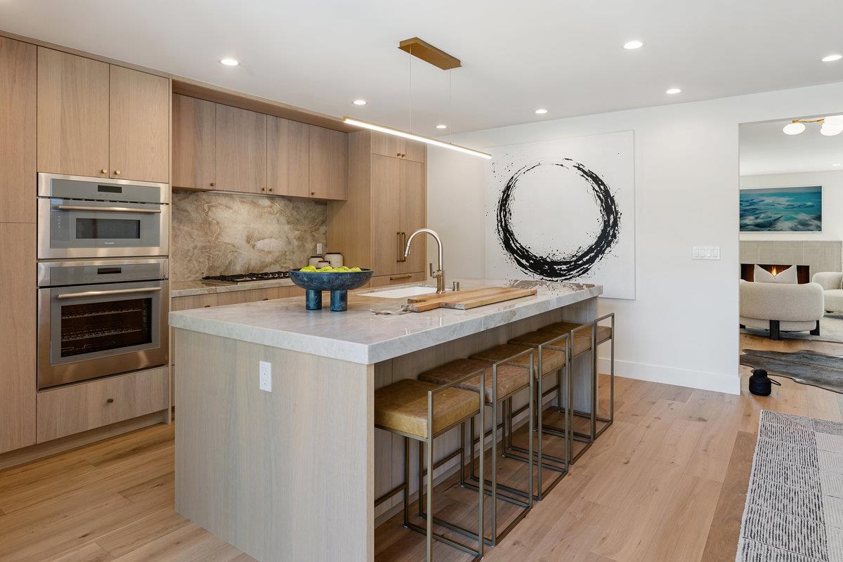 Detail Gallery Image 9 of 27 For 820 Oregon Ave, San Mateo,  CA 94402 - 4 Beds | 3/1 Baths