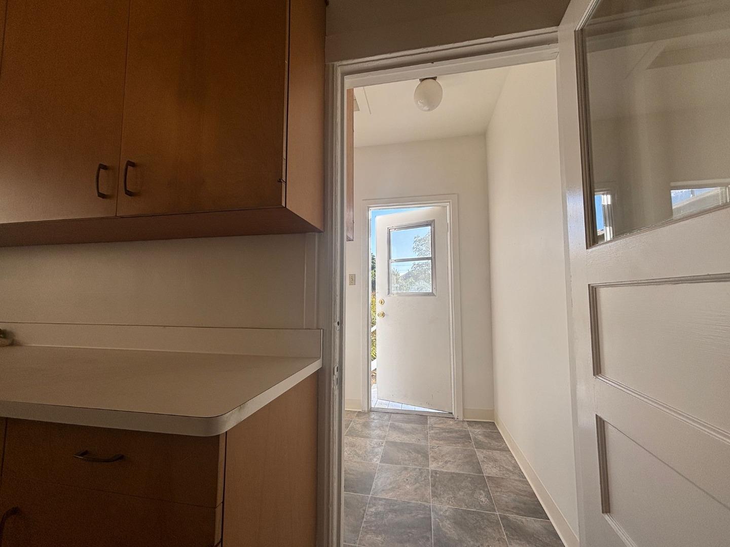 Detail Gallery Image 13 of 23 For 221 N Delaware St, San Mateo,  CA 94401 - 3 Beds | 2 Baths
