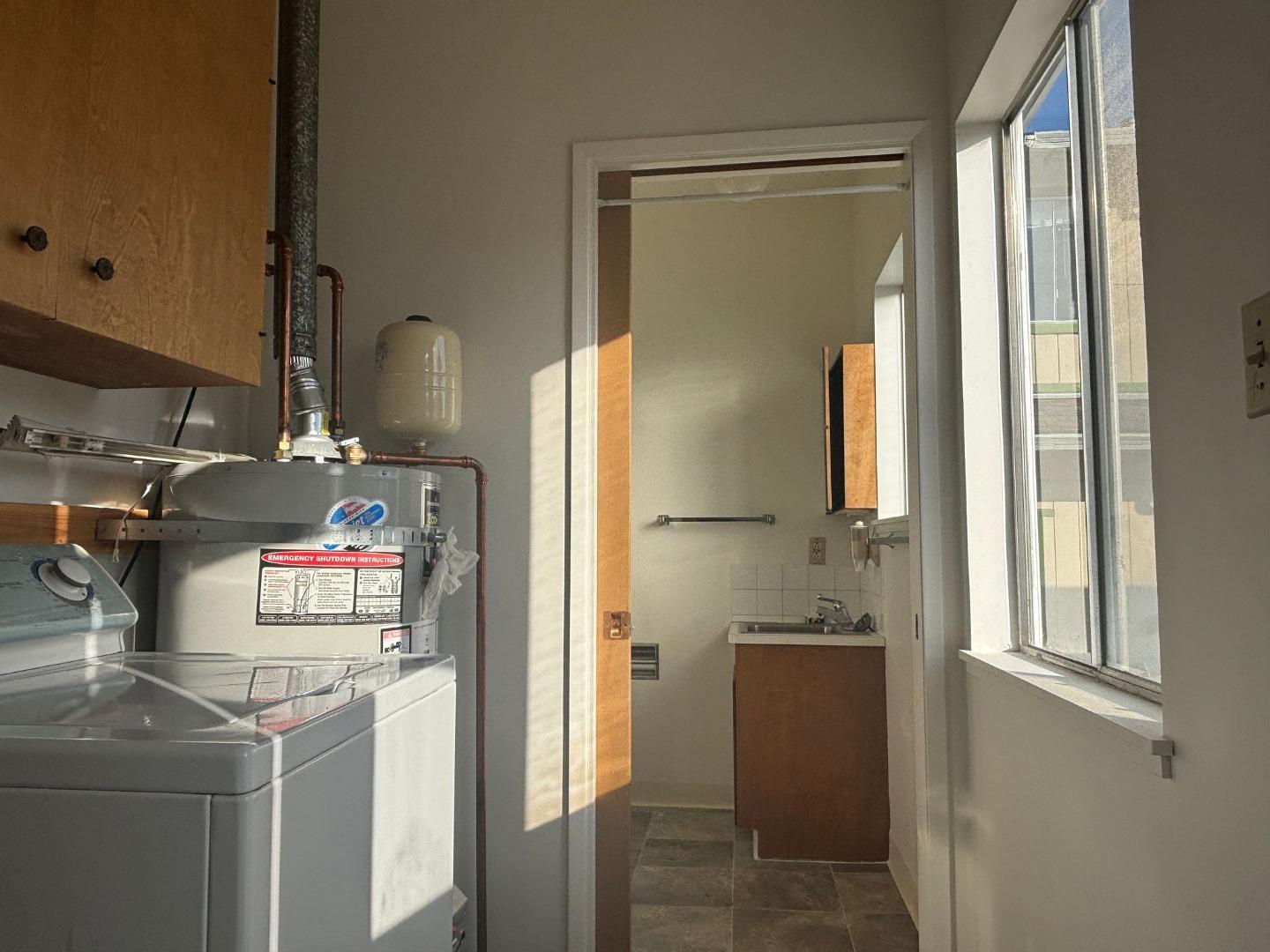 Detail Gallery Image 19 of 23 For 221 N Delaware St, San Mateo,  CA 94401 - 3 Beds | 2 Baths