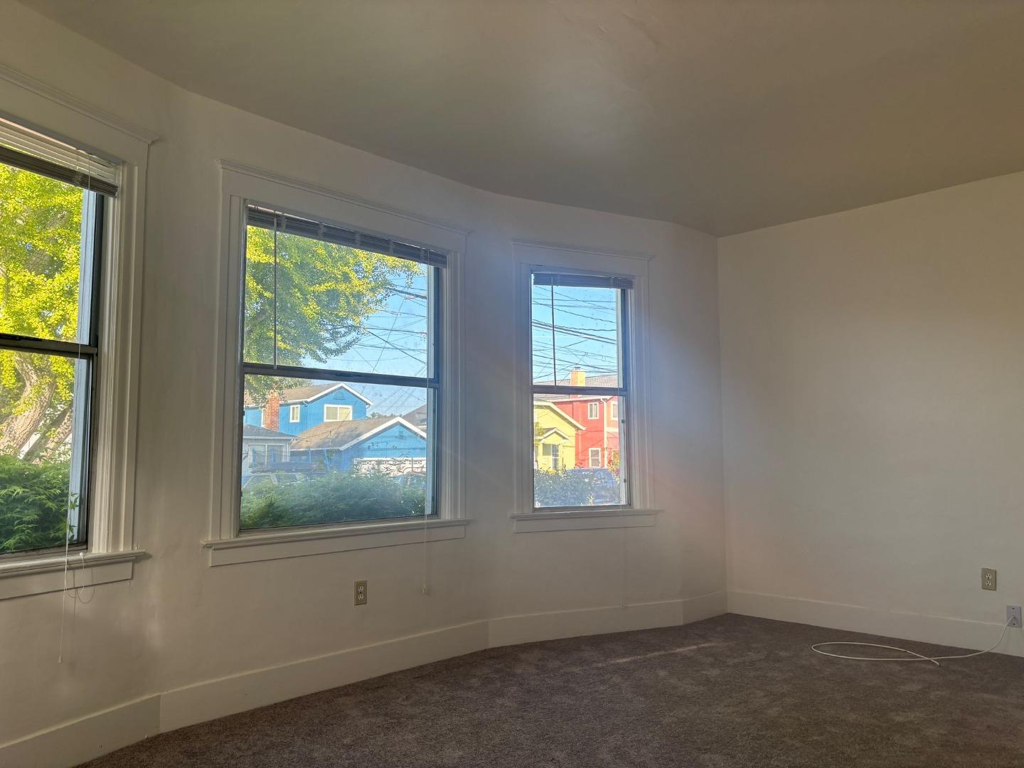Detail Gallery Image 4 of 23 For 221 N Delaware St, San Mateo,  CA 94401 - 3 Beds | 2 Baths