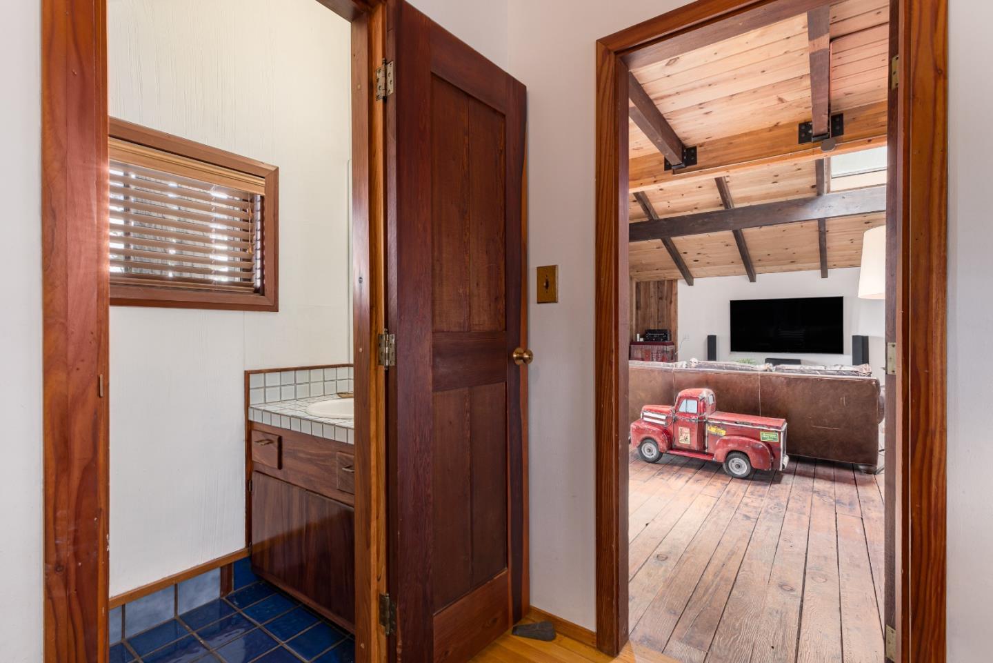 Detail Gallery Image 45 of 71 For 60 Highgate Rd, Scotts Valley,  CA 95066 - 4 Beds | 2/3 Baths