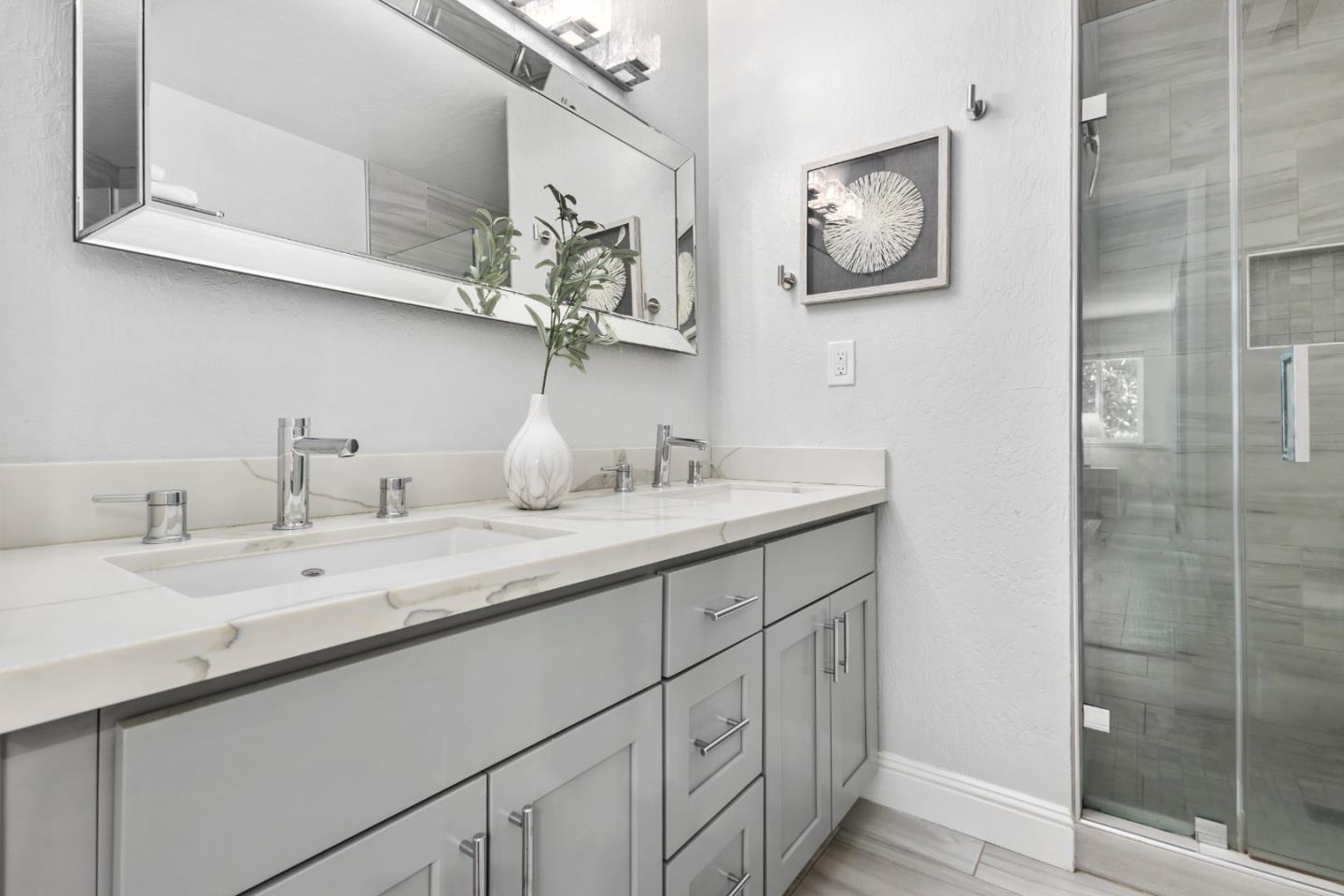 Detail Gallery Image 28 of 38 For 707 Webster St, Palo Alto,  CA 94301 - 2 Beds | 2 Baths