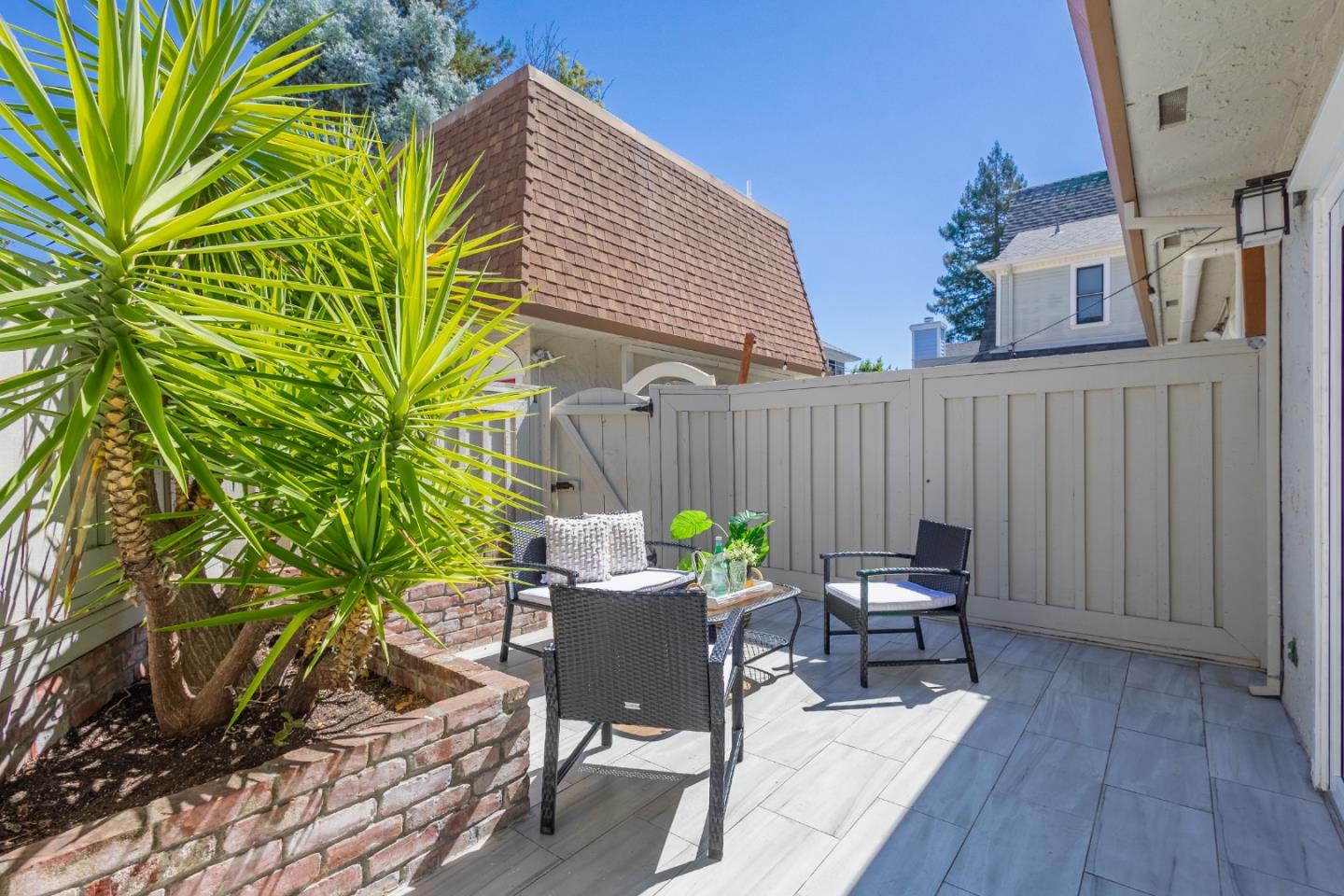 Detail Gallery Image 31 of 38 For 707 Webster St, Palo Alto,  CA 94301 - 2 Beds | 2 Baths