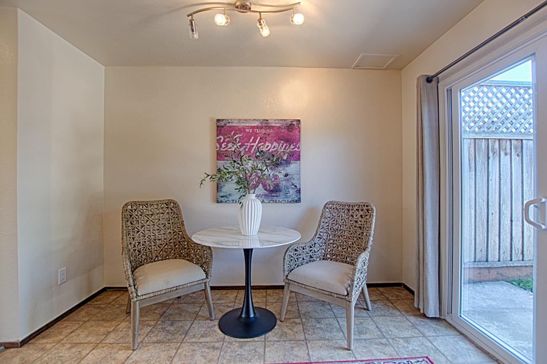 Detail Gallery Image 7 of 21 For 293 Perch Way, Aptos,  CA 95003 - 2 Beds | 1 Baths