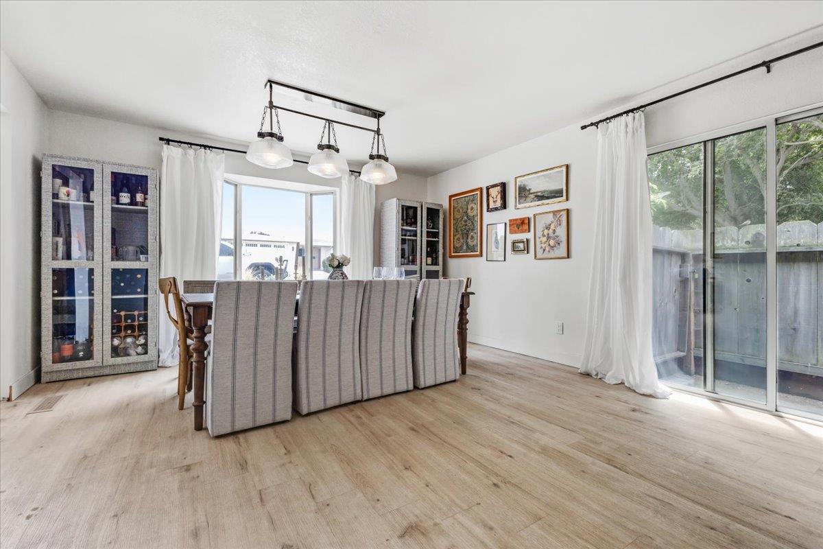 Detail Gallery Image 11 of 26 For 1071 Madrid Ct, Seaside,  CA 93955 - 4 Beds | 2 Baths