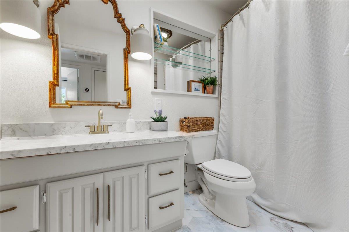 Detail Gallery Image 17 of 26 For 1071 Madrid Ct, Seaside,  CA 93955 - 4 Beds | 2 Baths