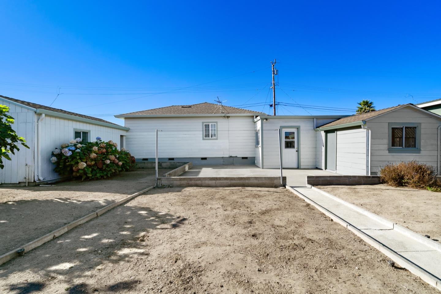 Detail Gallery Image 24 of 29 For 145 Napa St, Watsonville,  CA 95076 - 3 Beds | 1/1 Baths