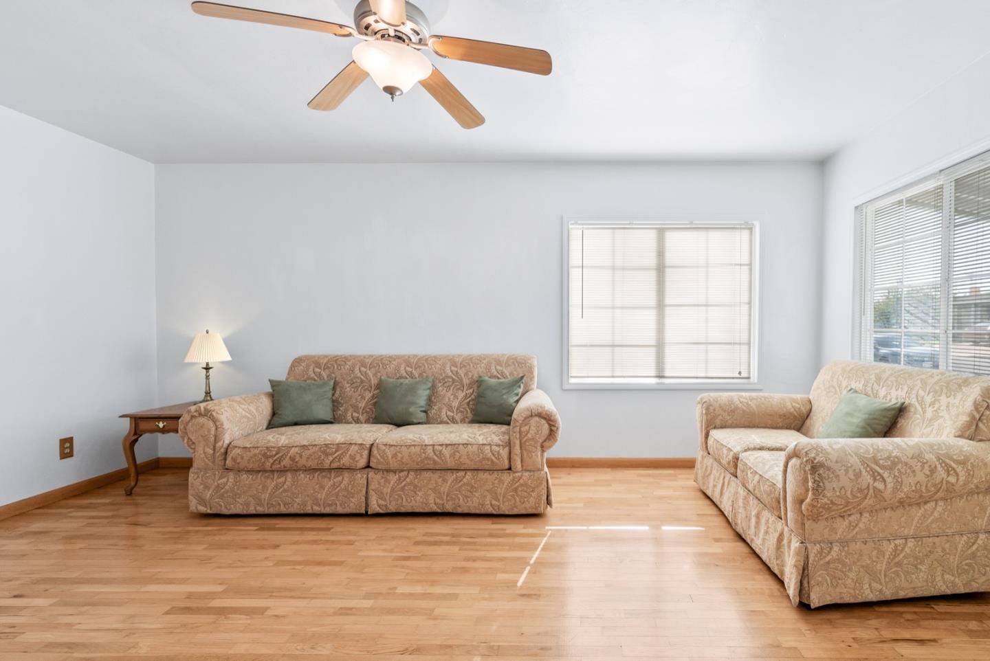 Detail Gallery Image 4 of 29 For 145 Napa St, Watsonville,  CA 95076 - 3 Beds | 1/1 Baths