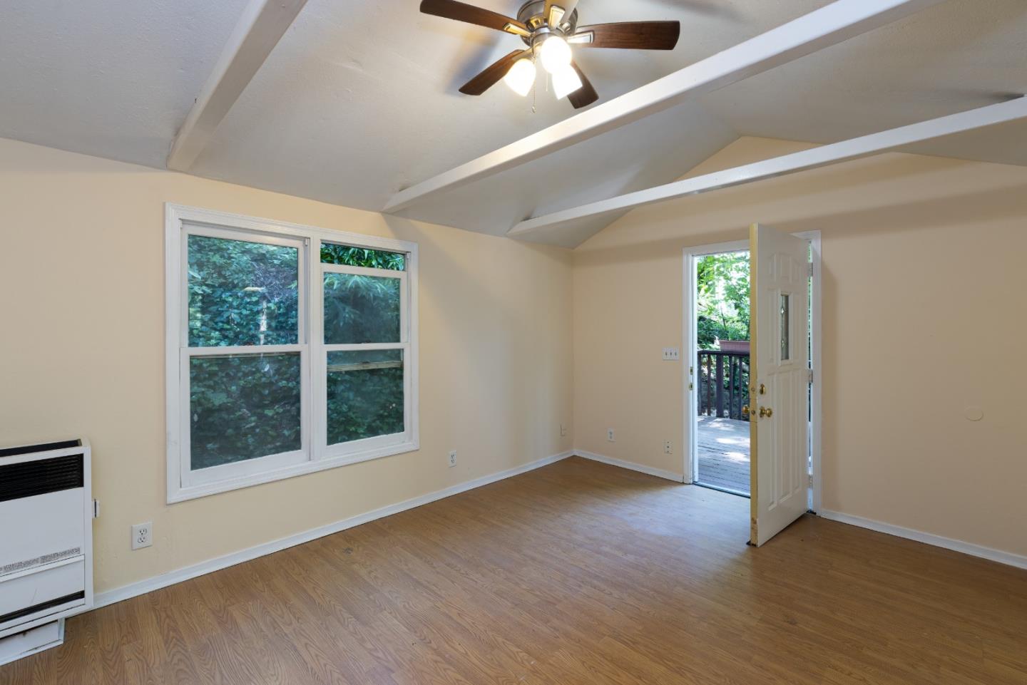 Detail Gallery Image 3 of 16 For 9456 E Zayante Rd, Felton,  CA 95018 - 2 Beds | 2 Baths