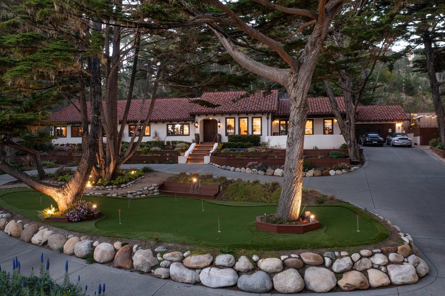 Detail Gallery Image 2 of 39 For 3217 17 Mile Dr, Pebble Beach,  CA 93953 - 4 Beds | 3 Baths