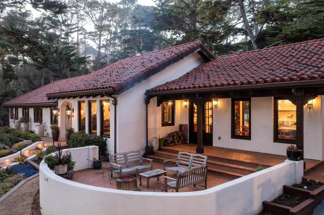 Detail Gallery Image 26 of 39 For 3217 17 Mile Dr, Pebble Beach,  CA 93953 - 4 Beds | 3 Baths