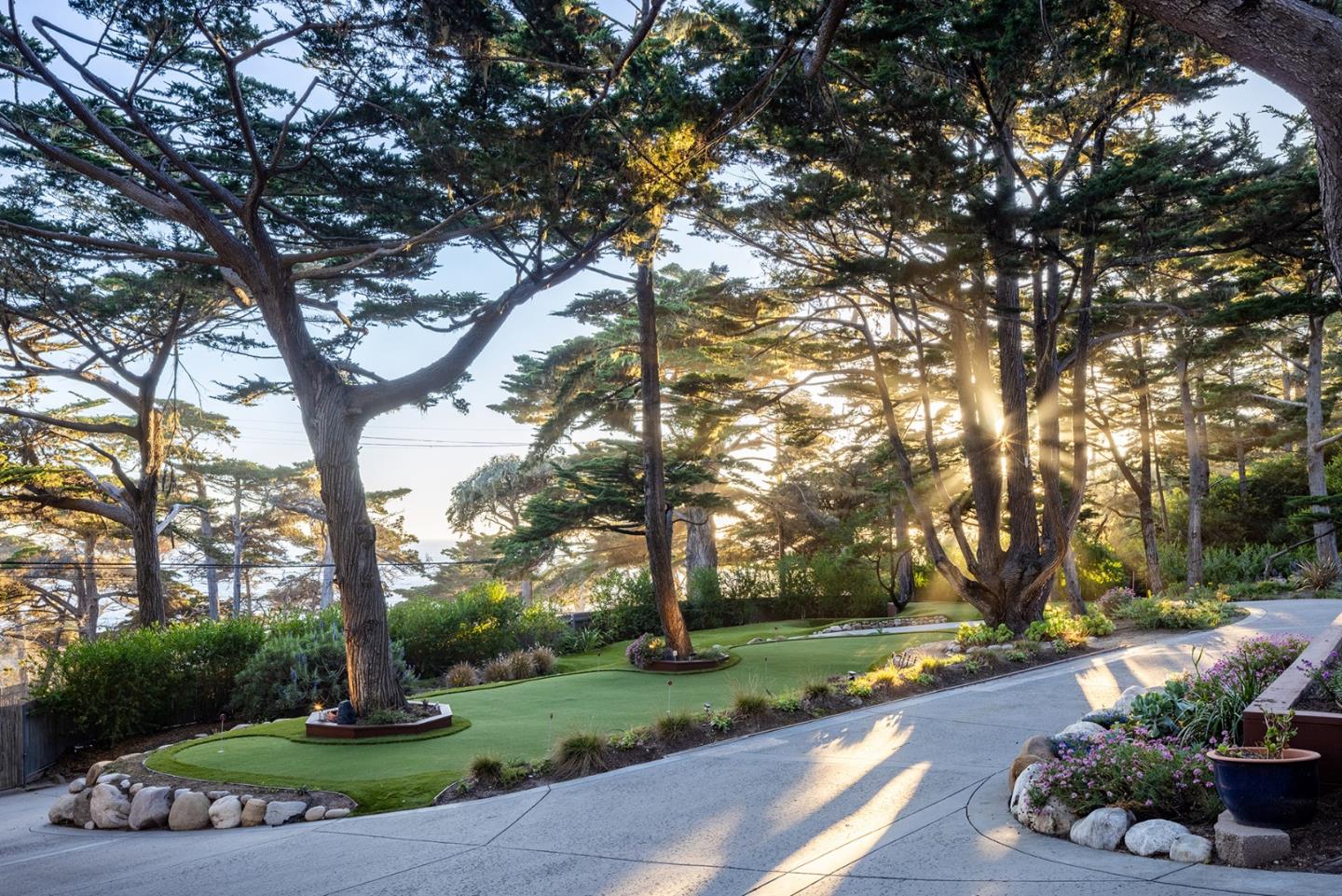 Detail Gallery Image 34 of 39 For 3217 17 Mile Dr, Pebble Beach,  CA 93953 - 4 Beds | 3 Baths