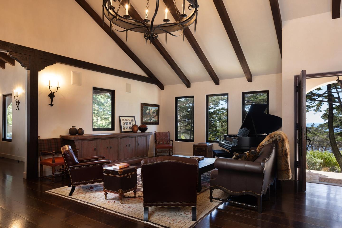 Detail Gallery Image 5 of 39 For 3217 17 Mile Dr, Pebble Beach,  CA 93953 - 4 Beds | 3 Baths