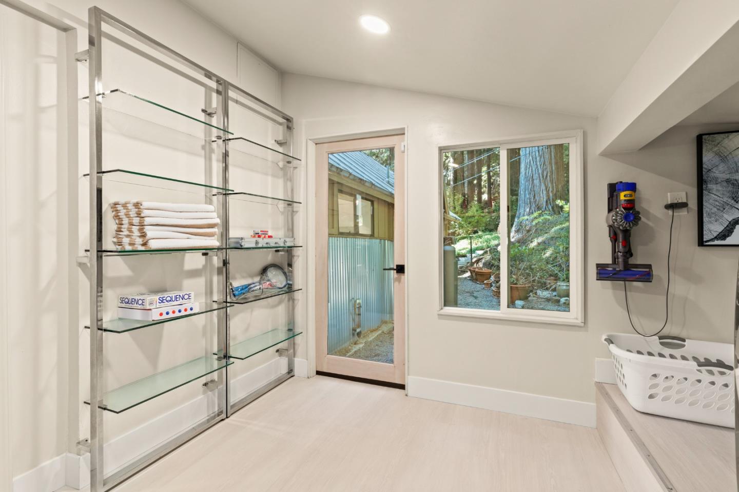 Detail Gallery Image 15 of 41 For 15997 Comstock Mill Rd, Los Gatos,  CA 95033 - 3 Beds | 3 Baths