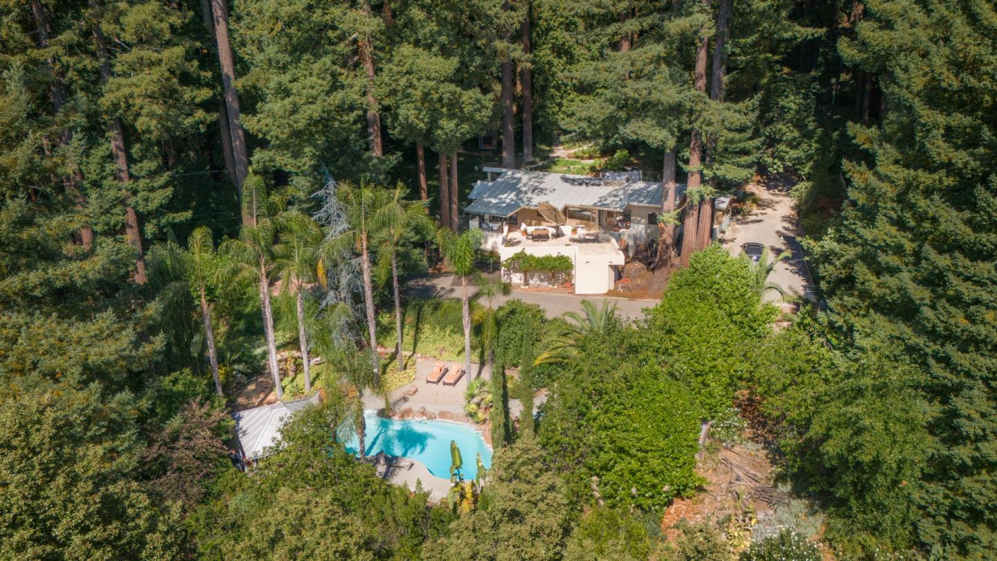 Detail Gallery Image 2 of 41 For 15997 Comstock Mill Rd, Los Gatos,  CA 95033 - 3 Beds | 3 Baths