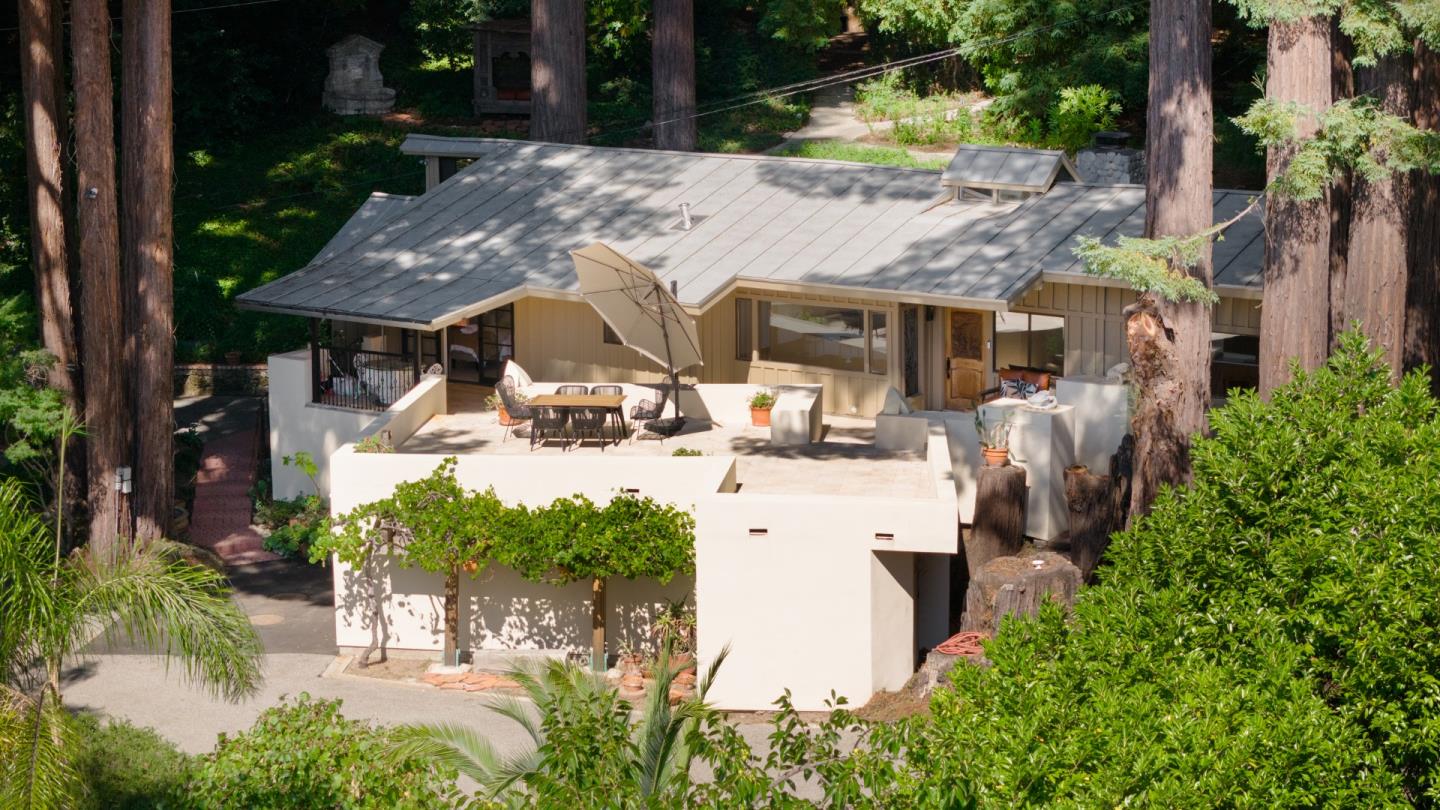 Detail Gallery Image 3 of 41 For 15997 Comstock Mill Rd, Los Gatos,  CA 95033 - 3 Beds | 3 Baths