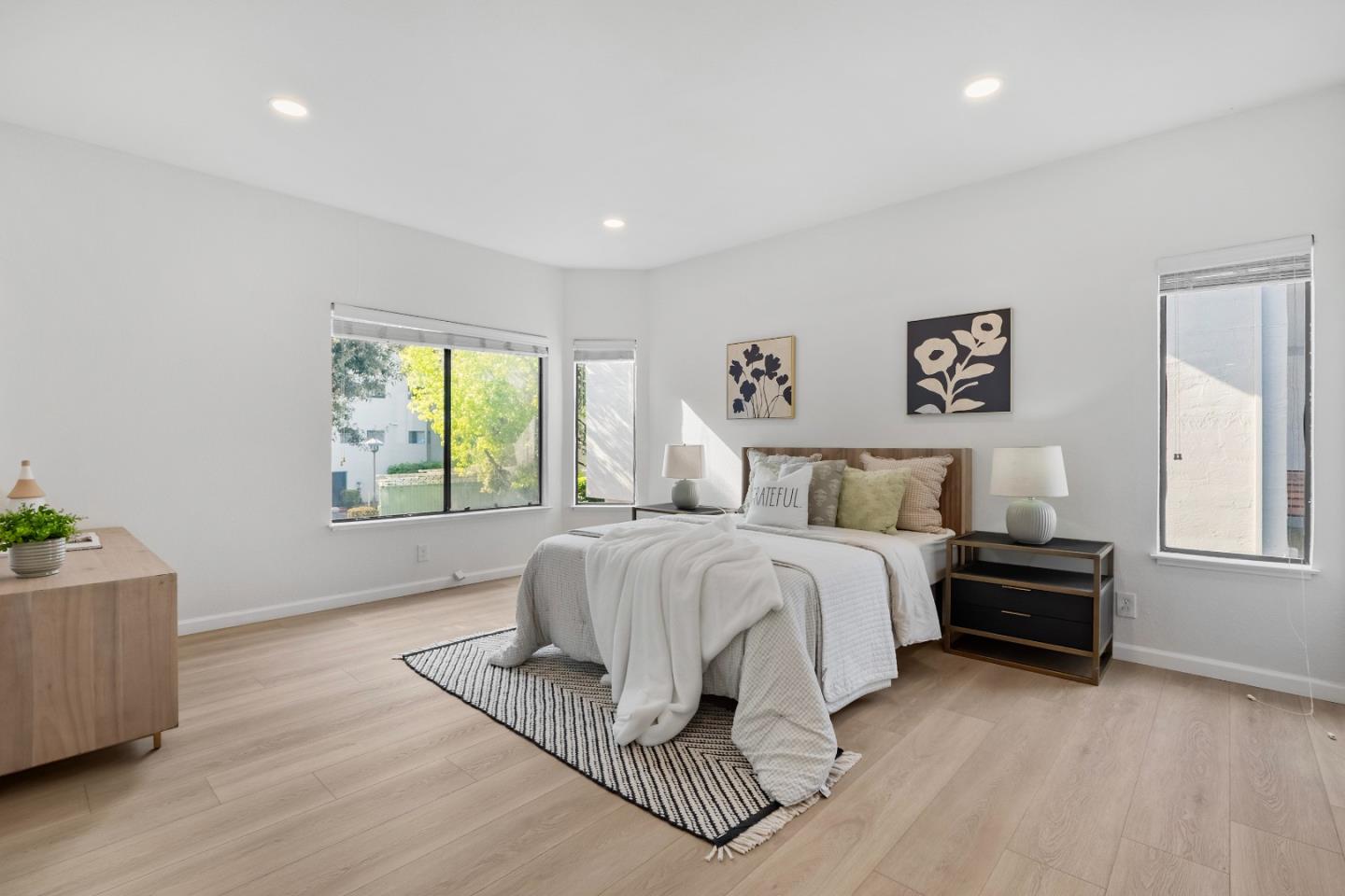 Detail Gallery Image 5 of 32 For 1909 Magdalena Cir #74,  Santa Clara,  CA 95051 - 2 Beds | 2 Baths