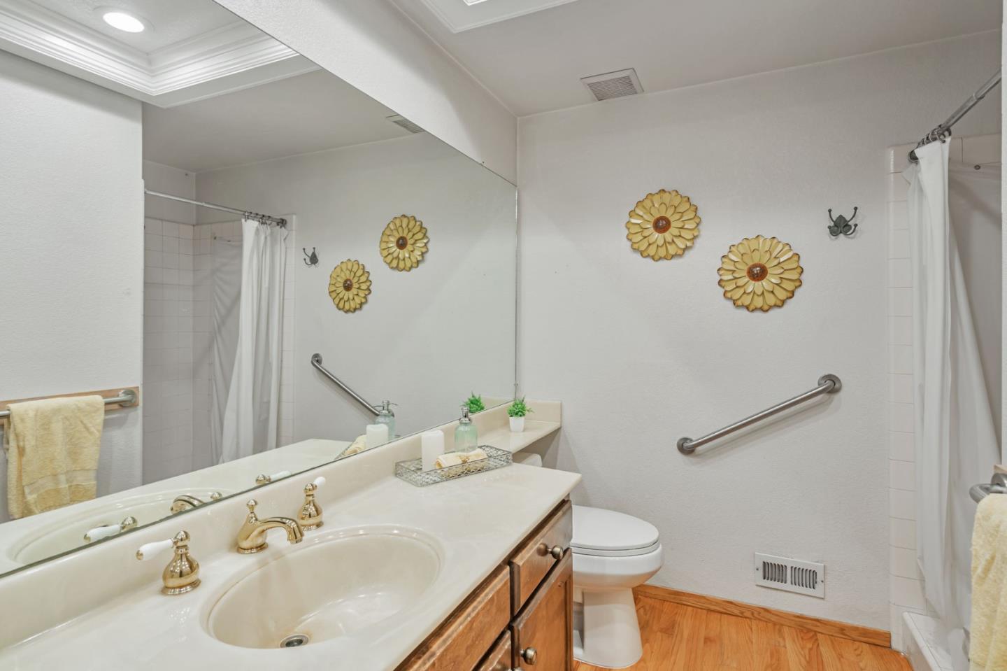 Detail Gallery Image 21 of 29 For 998 Mazzone Dr, San Jose,  CA 95120 - 4 Beds | 3 Baths