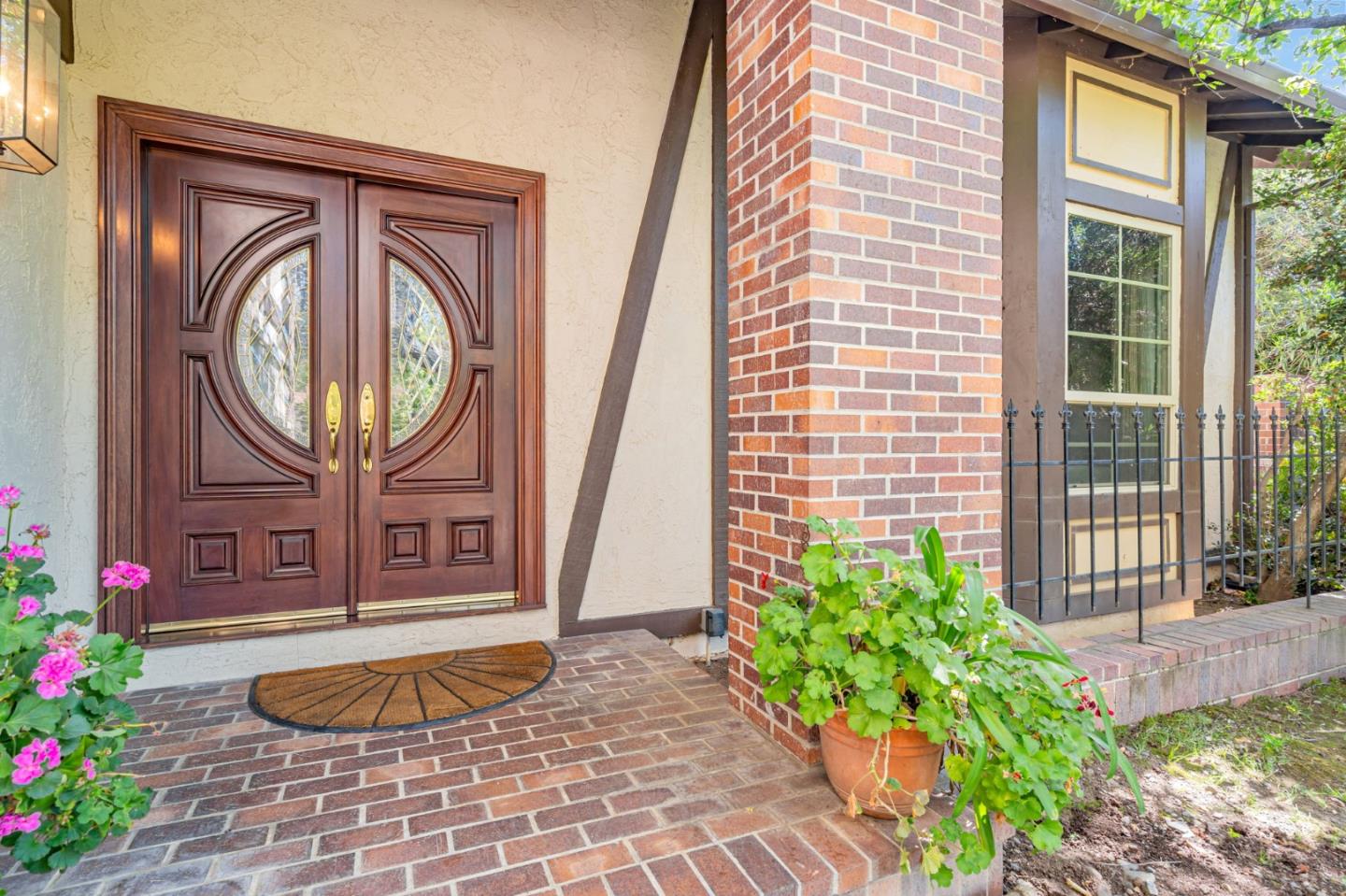 Detail Gallery Image 3 of 29 For 998 Mazzone Dr, San Jose,  CA 95120 - 4 Beds | 3 Baths