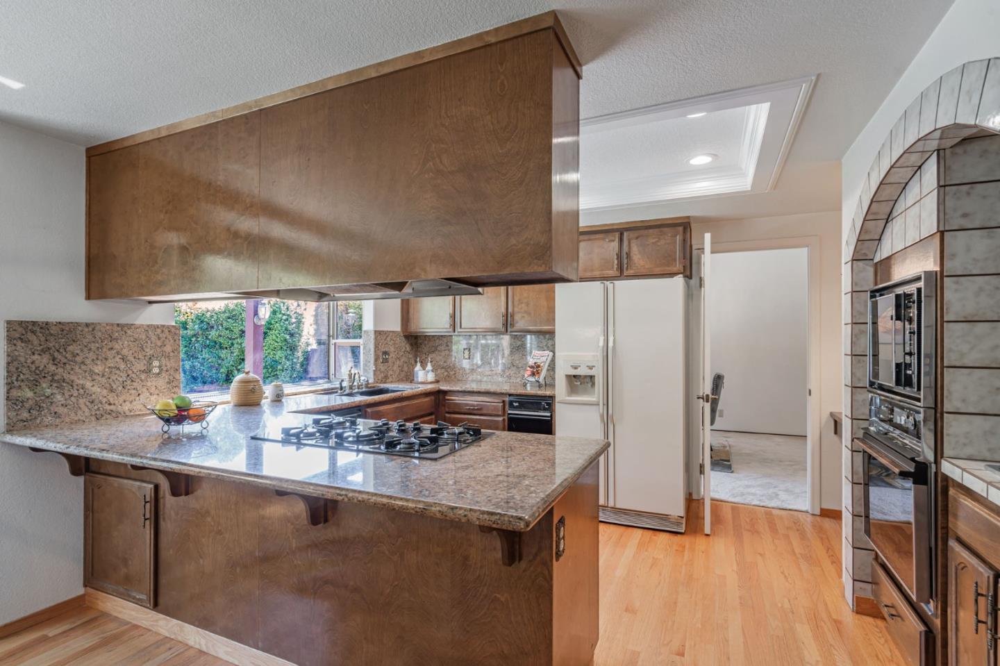Detail Gallery Image 6 of 29 For 998 Mazzone Dr, San Jose,  CA 95120 - 4 Beds | 3 Baths
