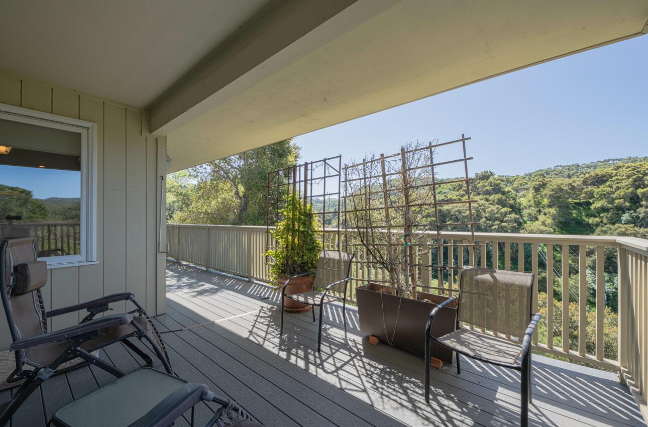Detail Gallery Image 10 of 27 For 397 B Corral De Tierra Rd, Salinas,  CA 93908 - 3 Beds | 3 Baths