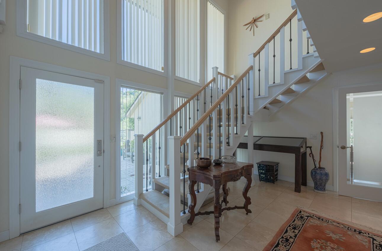Detail Gallery Image 5 of 27 For 397 B Corral De Tierra Rd, Salinas,  CA 93908 - 3 Beds | 3 Baths