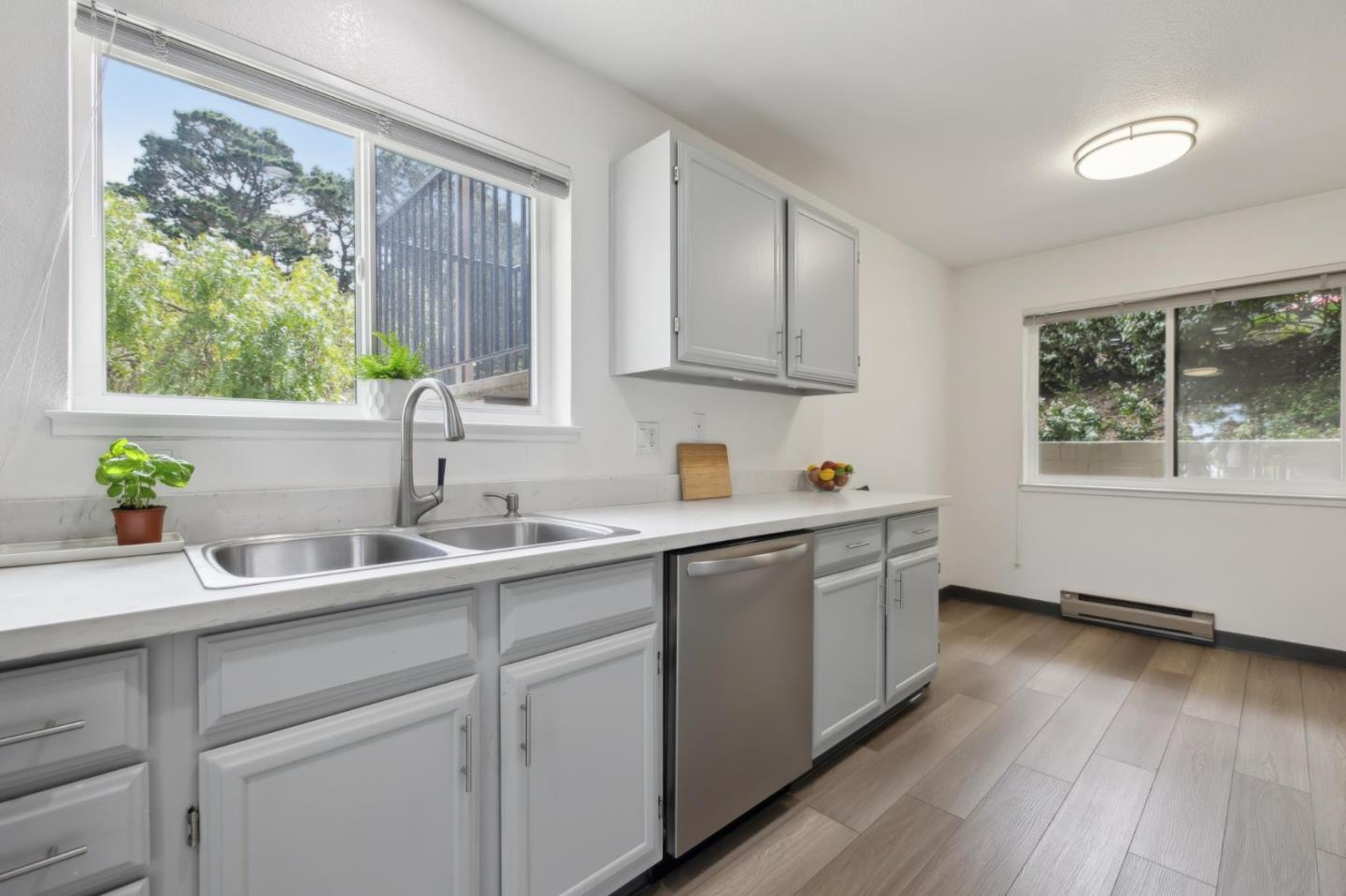 Detail Gallery Image 15 of 41 For 46 Shepherds Knls, Pebble Beach,  CA 93953 - 2 Beds | 2 Baths
