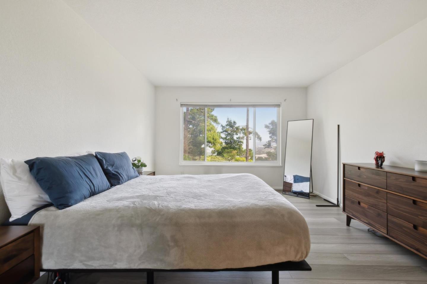 Detail Gallery Image 21 of 41 For 46 Shepherds Knls, Pebble Beach,  CA 93953 - 2 Beds | 2 Baths