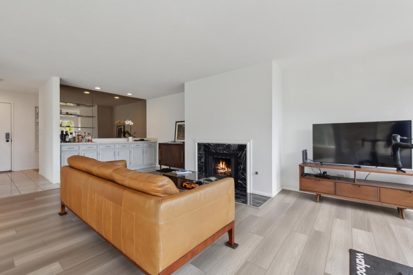 Detail Gallery Image 8 of 41 For 46 Shepherds Knls, Pebble Beach,  CA 93953 - 2 Beds | 2 Baths