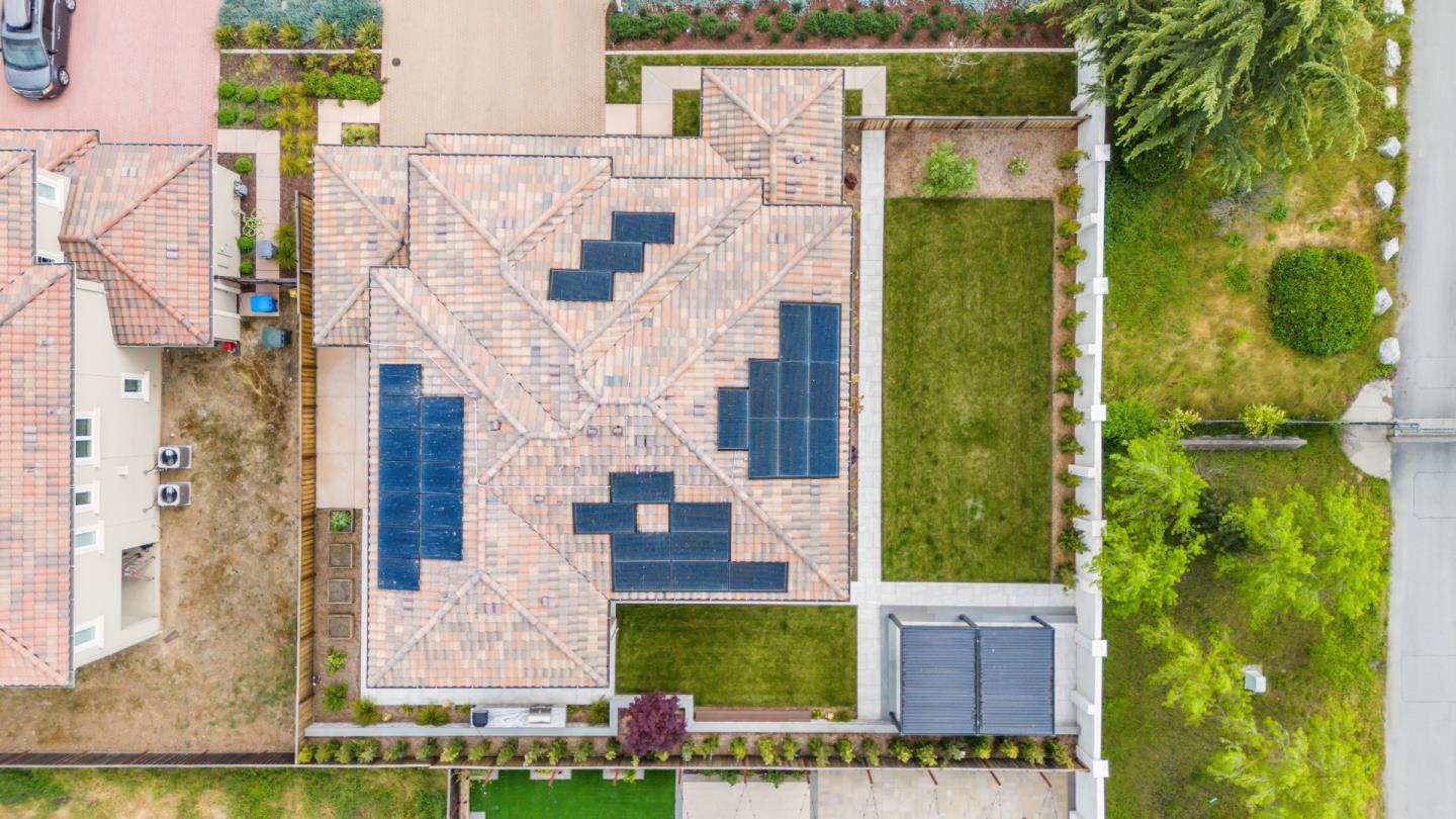 Detail Gallery Image 4 of 76 For 18265 via Potano, Morgan Hill,  CA 95037 - 5 Beds | 4/1 Baths