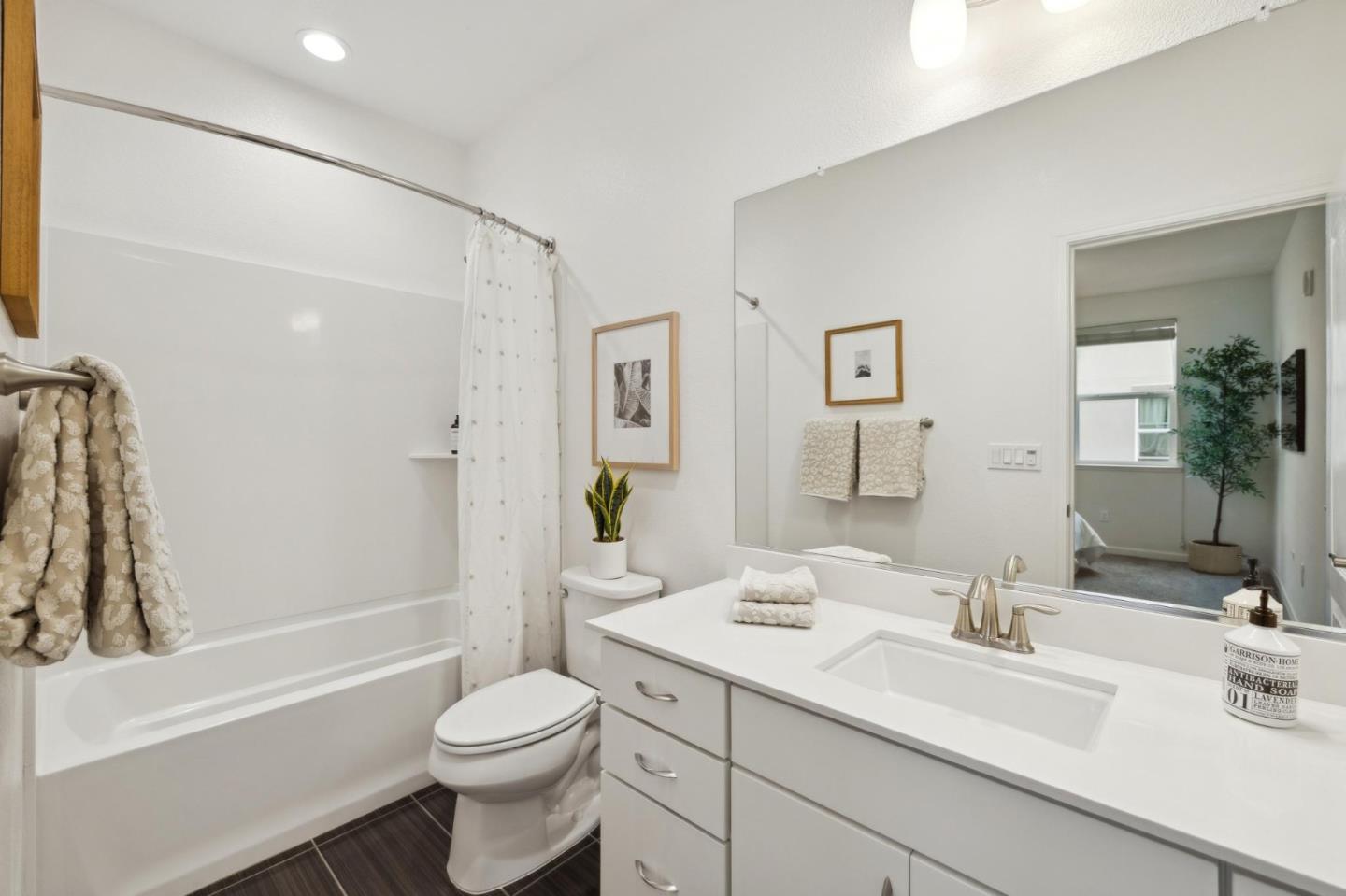 Detail Gallery Image 26 of 46 For 2729 Ginoso Ct #2,  San Jose,  CA 95111 - 2 Beds | 2/1 Baths