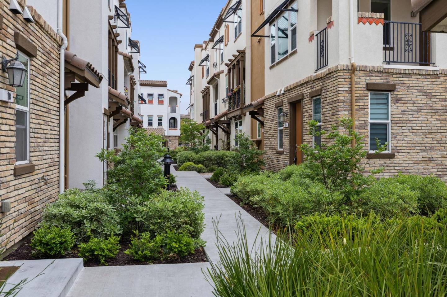 Detail Gallery Image 46 of 46 For 2729 Ginoso Ct #2,  San Jose,  CA 95111 - 2 Beds | 2/1 Baths