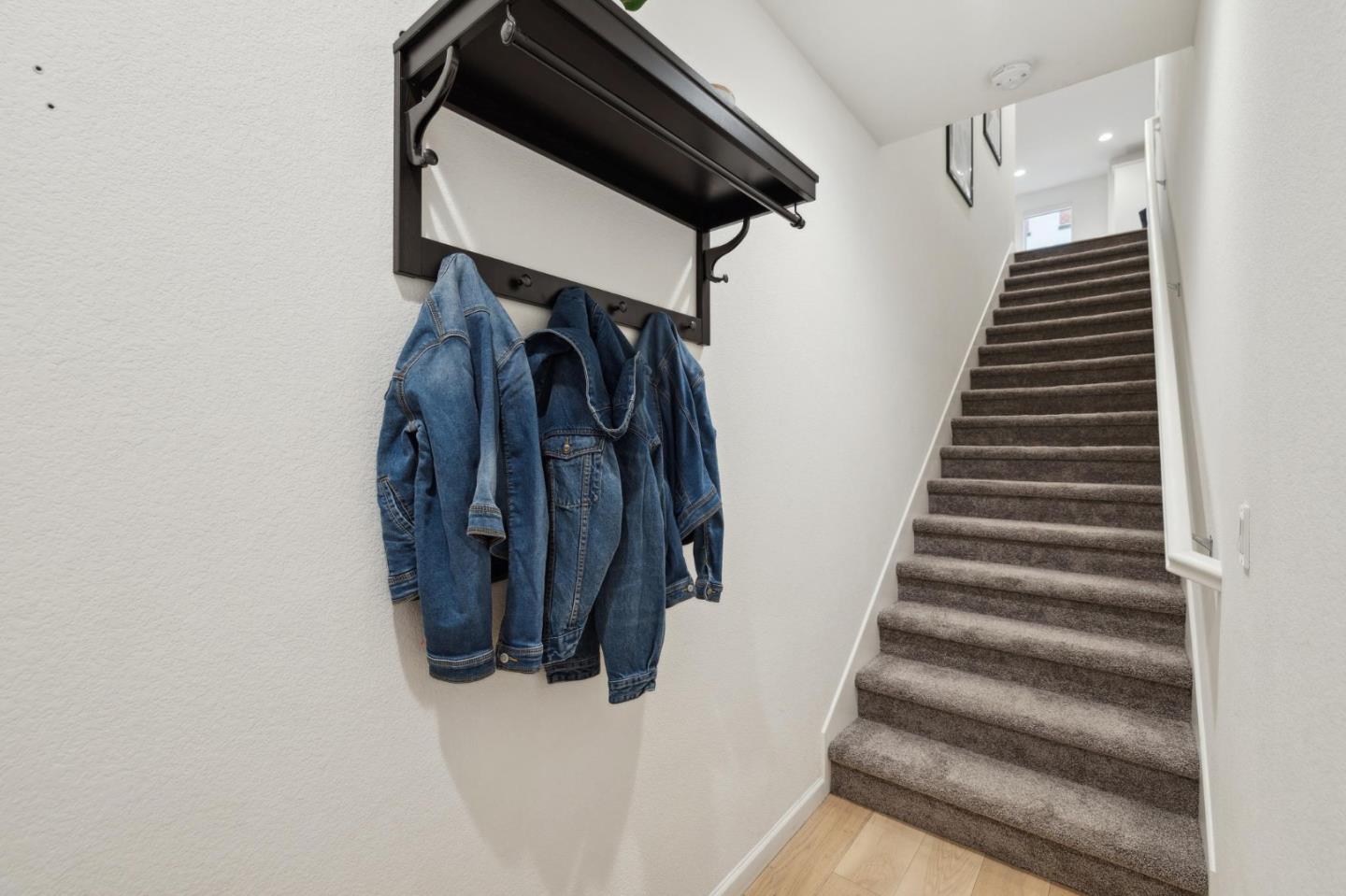 Detail Gallery Image 7 of 46 For 2729 Ginoso Ct #2,  San Jose,  CA 95111 - 2 Beds | 2/1 Baths