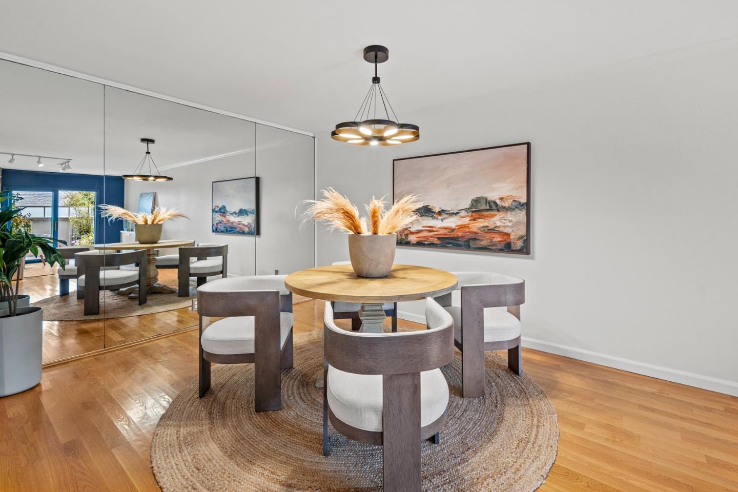 Detail Gallery Image 13 of 43 For 95 High Meadow Ln, Carmel,  CA 93923 - 2 Beds | 2/1 Baths